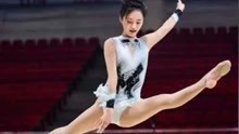 安悦溪体操服表演，高空“一字马”太迷人，姿态太棒了！