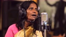 印度传奇大妈用天籁之声吟唱这首《Teri Meri Kahani》，空灵动听