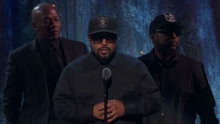 美国嘻哈组合NWA的Ice Cube 荣获摇滚名人堂奖